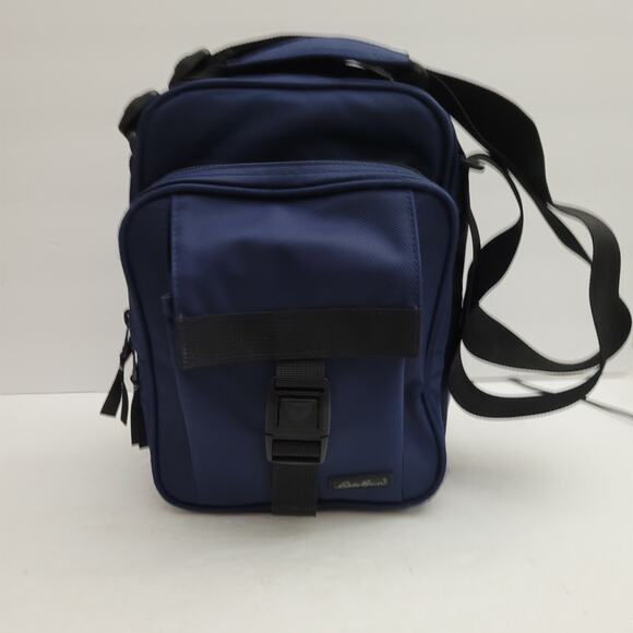 Eddie Bauer Blue Cooler Bag with Convenient Pockets - Picture 1 of 10